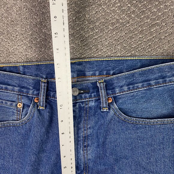 Levi's 505 Jeans Men's 36 x 29 Measures 36 x 28 Regular Fit Straight Leg Blue - Picture 9 of 12